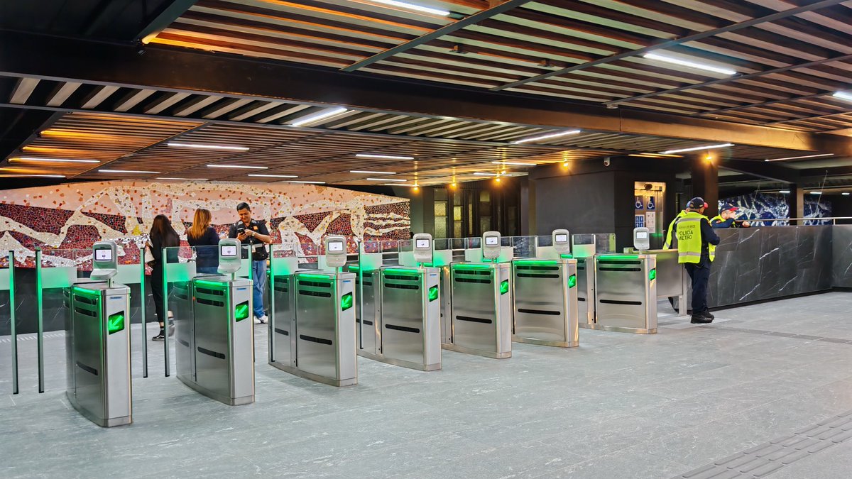 Alejandro tweet media