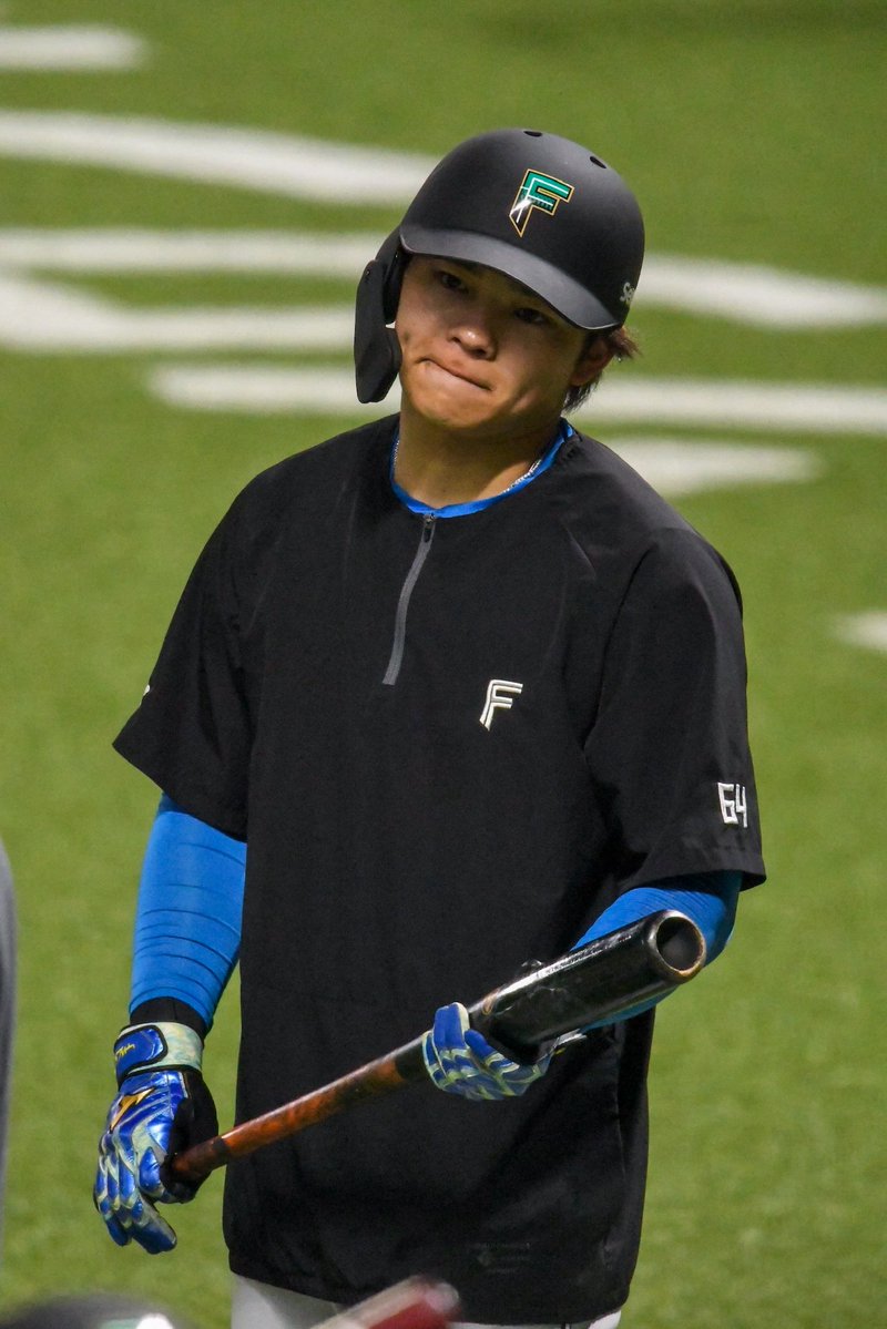 𝑁 ໒꒱ tweet media