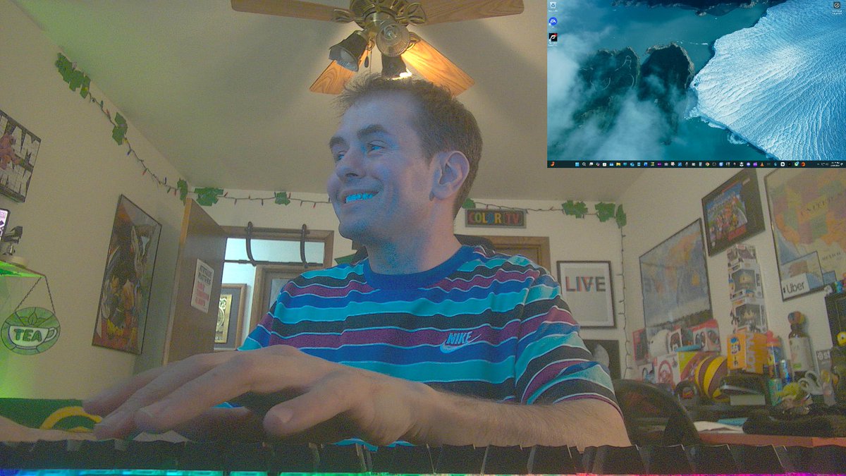 MLGTeaHC's tweet photo. LIVE!
Playing some late night fun games :)
Have an awesome night!
https://t.co/wZ2hmOqi7r https://t.co/N9OnMDtPwX