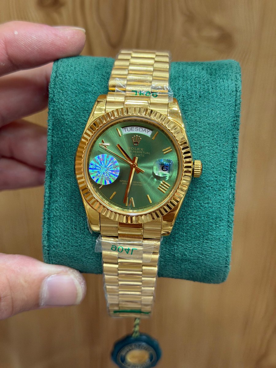 Start your luxury Journy with Time &amp; Space Islamabad 
B1: Safa Gold Mall, Islamabad  
B2: Giga Mall, DHA-II, Islamabad 
#FashionAccessories #islamabad #timeandspacecollection #handbags #wallets  #Watches #gigamall #jinnahsuper #Islamabad