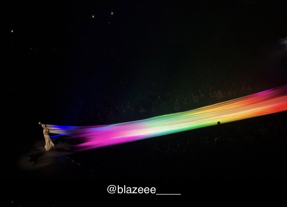 .<a href="/ladygaga/">Lady Gaga</a> amazing show tonight gaga luv u here's my best pic from tn <3