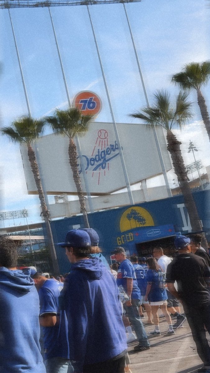 gjeronimo19's tweet photo. Opening Week 2026⚾️💙🤍
Will Smith Bobblehead 🤙🏼
#Dodgers #ITFDB #DodgersSweep https://t.co/IEDg2lq9iQ