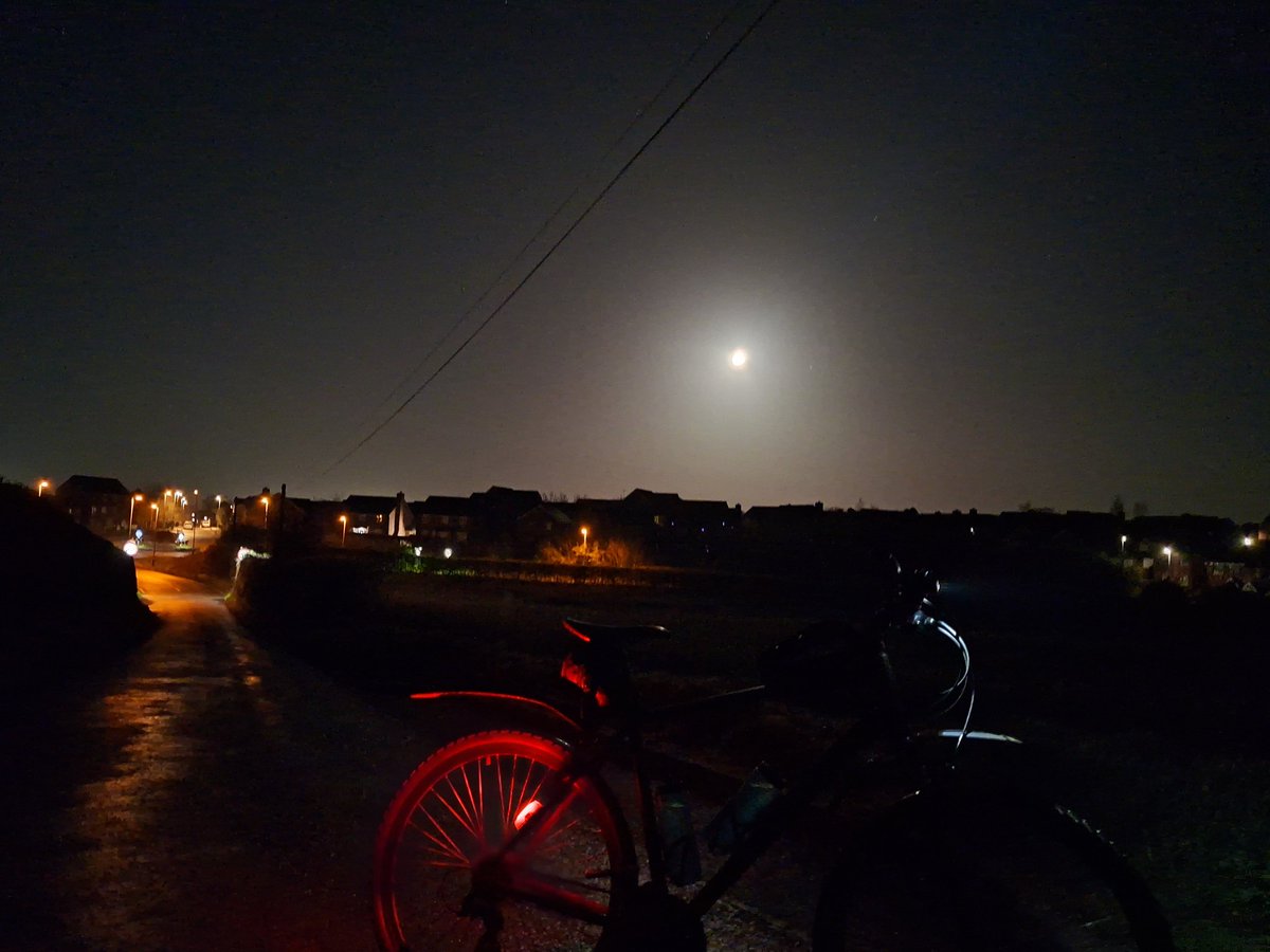 Cycling Trucker tweet media