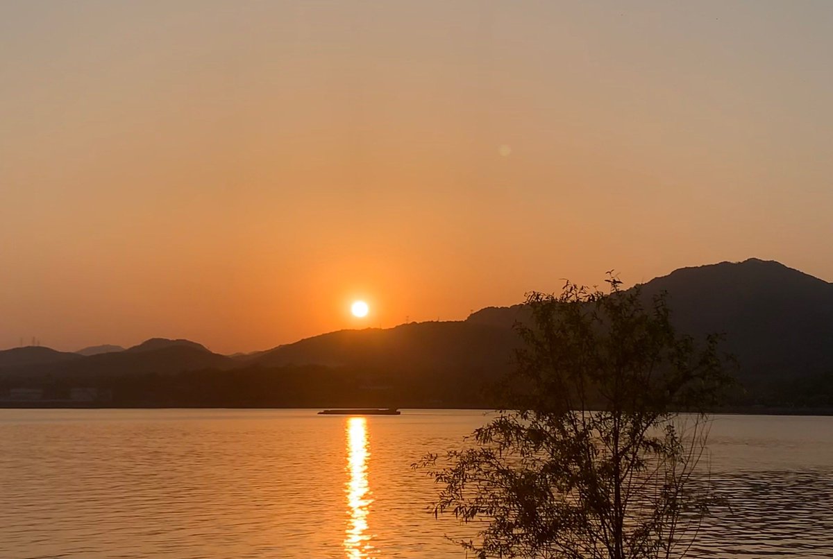 Nguyen Manh Tung tweet media