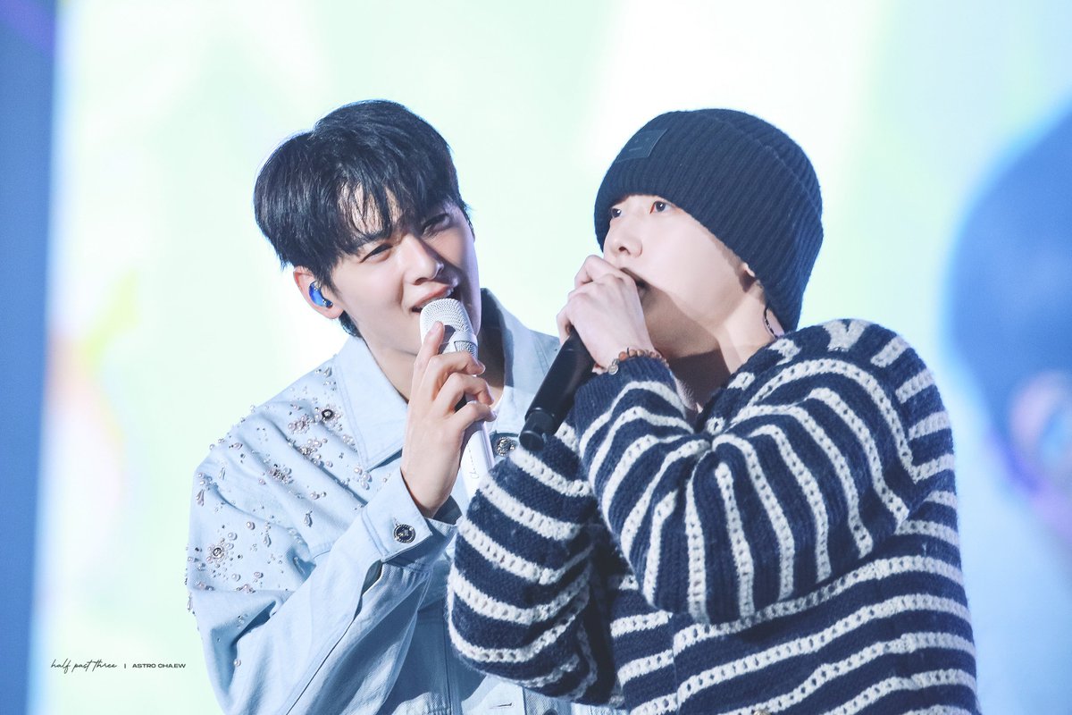 𝐡𝐚𝐥𝐟 𝐩𝐚𝐬𝐭 𝐭𝐡𝐫𝐞𝐞 tweet media