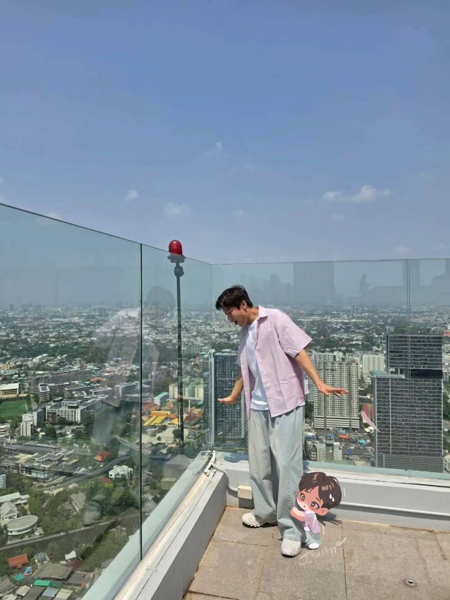 กลัวมาก 😰😅 
#พี่จอง