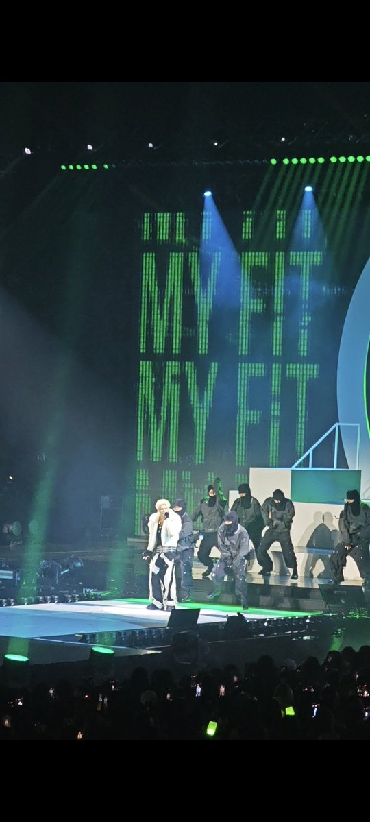 แมวเหมียวของเทย์เทย์ tweet media