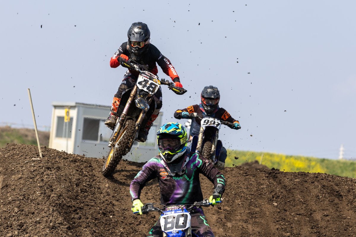 むらた tweet media