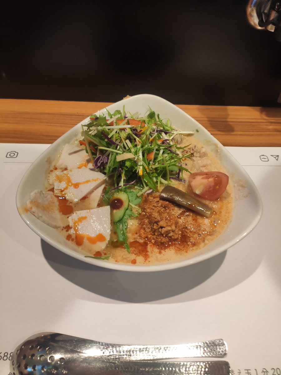 すぱけん tweet media