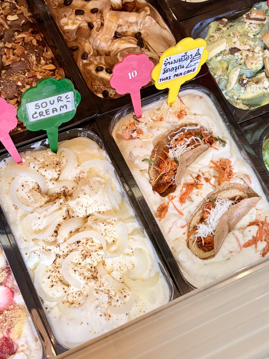 Bluemocca tweet media