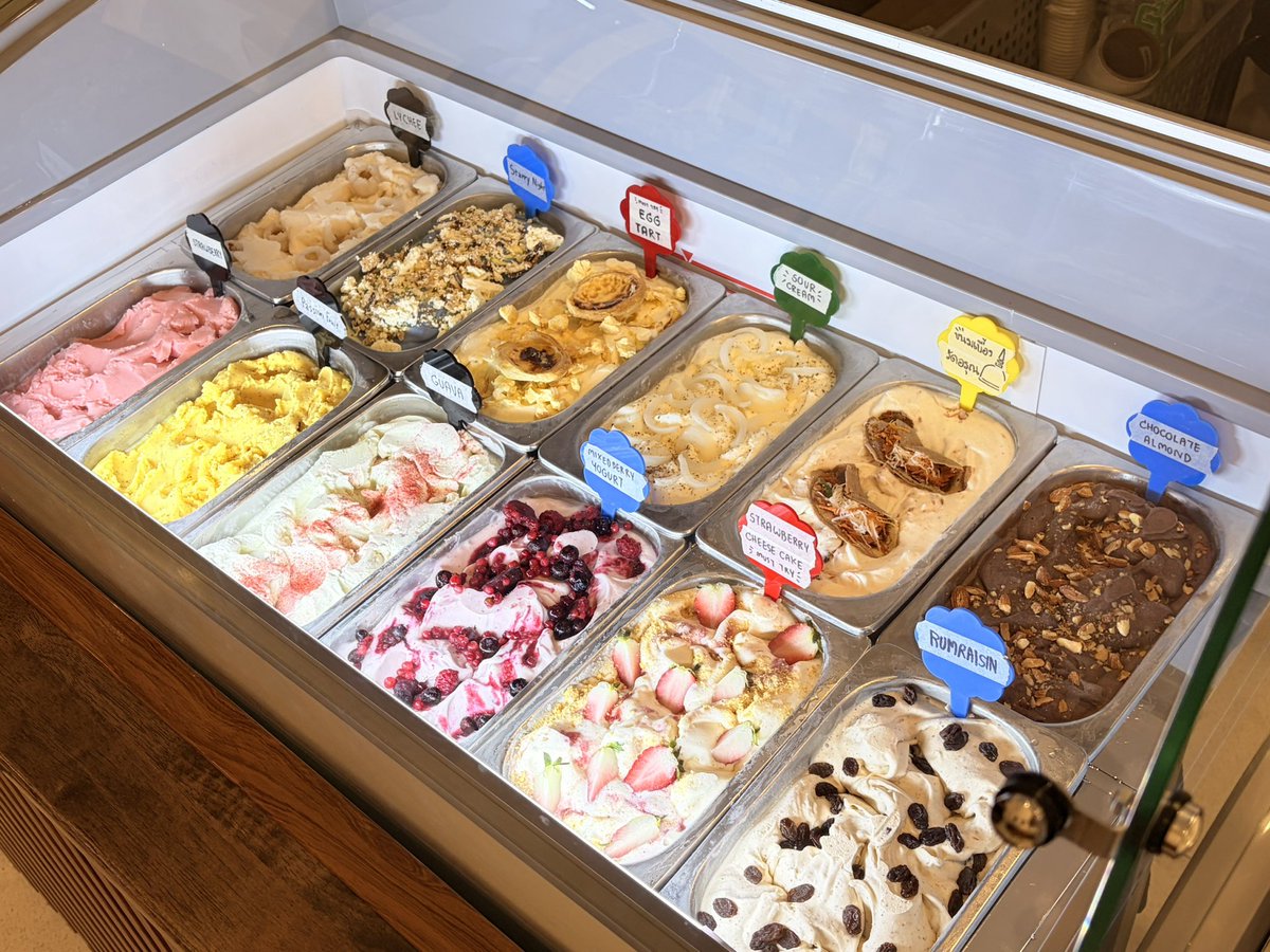 Bluemocca tweet media