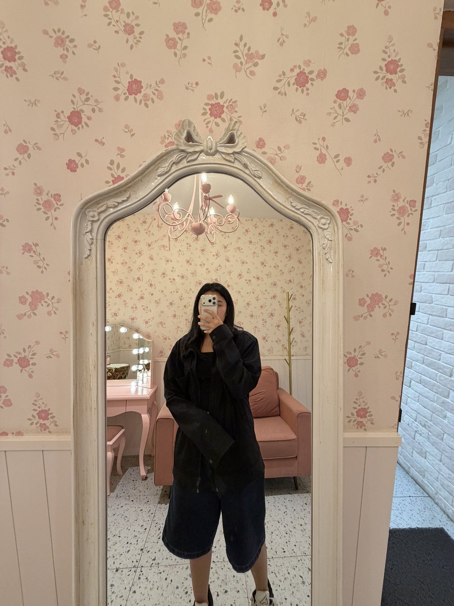 ALA •~• tweet media