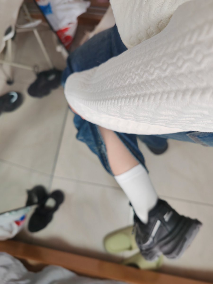 zhilei tweet media
