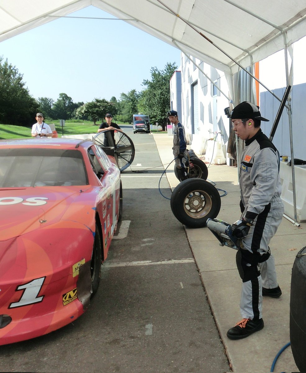 keity_the's tweet photo. @JUN_SAITOH_WHR NASCARマシン見せてとか、ローピング教えてってお願いしないとw https://t.co/tL0G2ON4C9