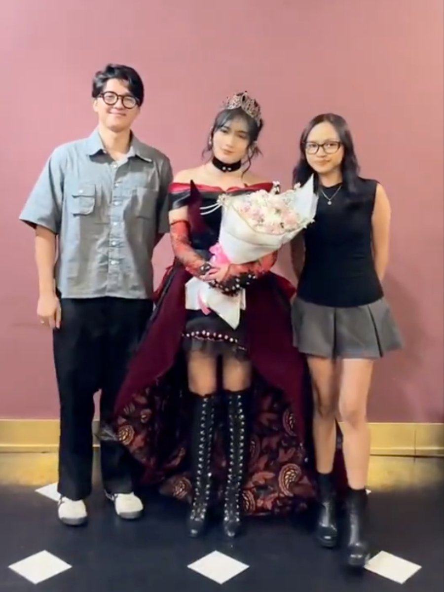 Gigiiih 🍀💎🦖 tweet media