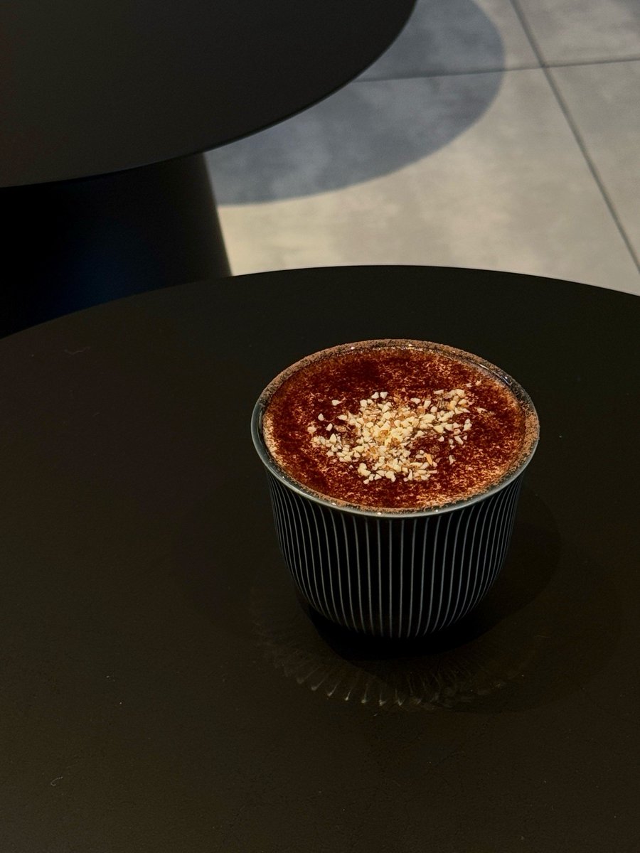 Andreas Ambrosi tweet media