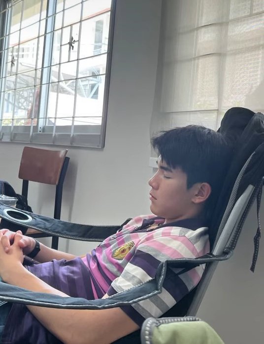 𝙆𝙁 tweet media