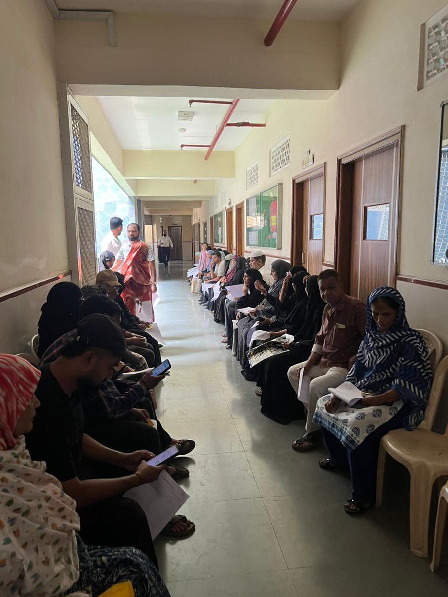 _mesco_trust's tweet photo. 💙 World Kidney Day Initiative

MESCO organized a Health Awareness Talk &amp; Free Medical Camp at Mumbra, benefiting 379 patients.
👨‍⚕️ Expert guidance by Dr. Nikhil Shinde &amp; Dietician Humera Poonawala
#WorldKidneyDay #MescoTrust #HealthForAll #FreeMedicalCamp https://t.co/qh8u916GWI