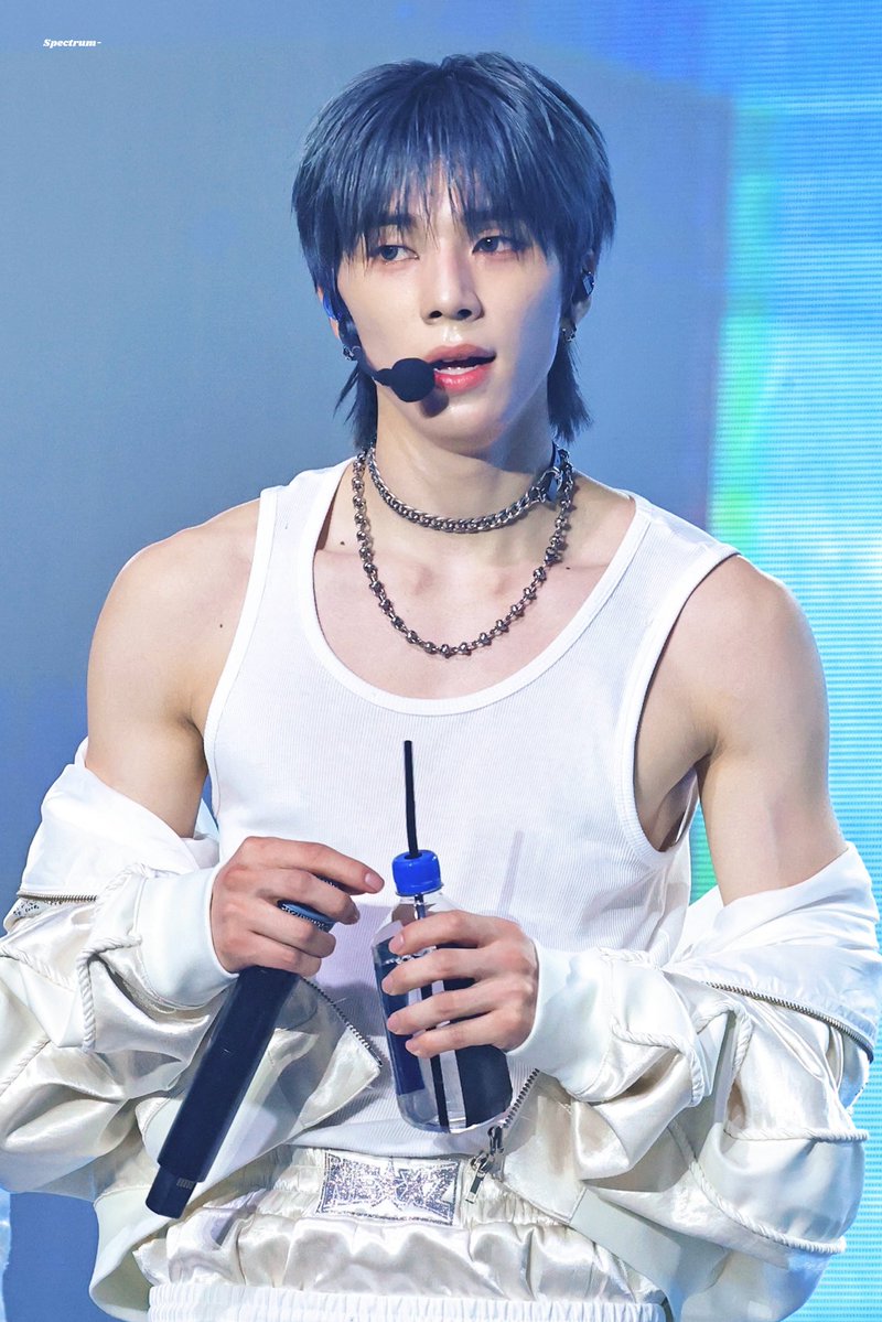 𝙎𝙥𝙚𝙘𝙩𝙧𝙪𝙢- tweet media