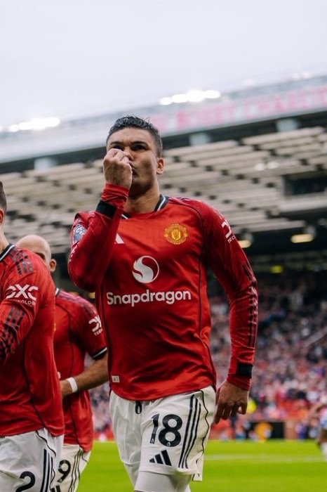 SportsDeeva tweet media