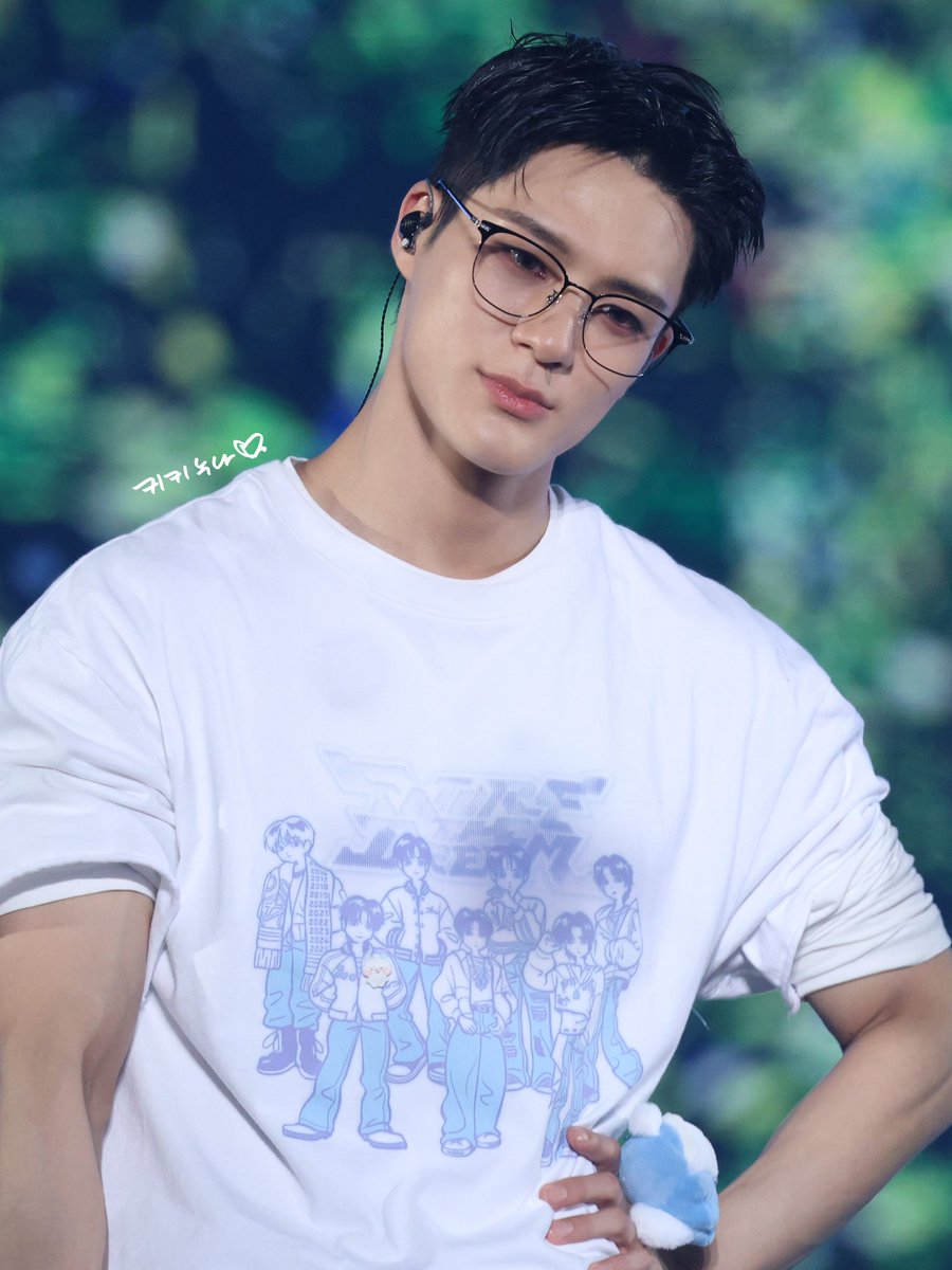 키키 ☁️ tweet media