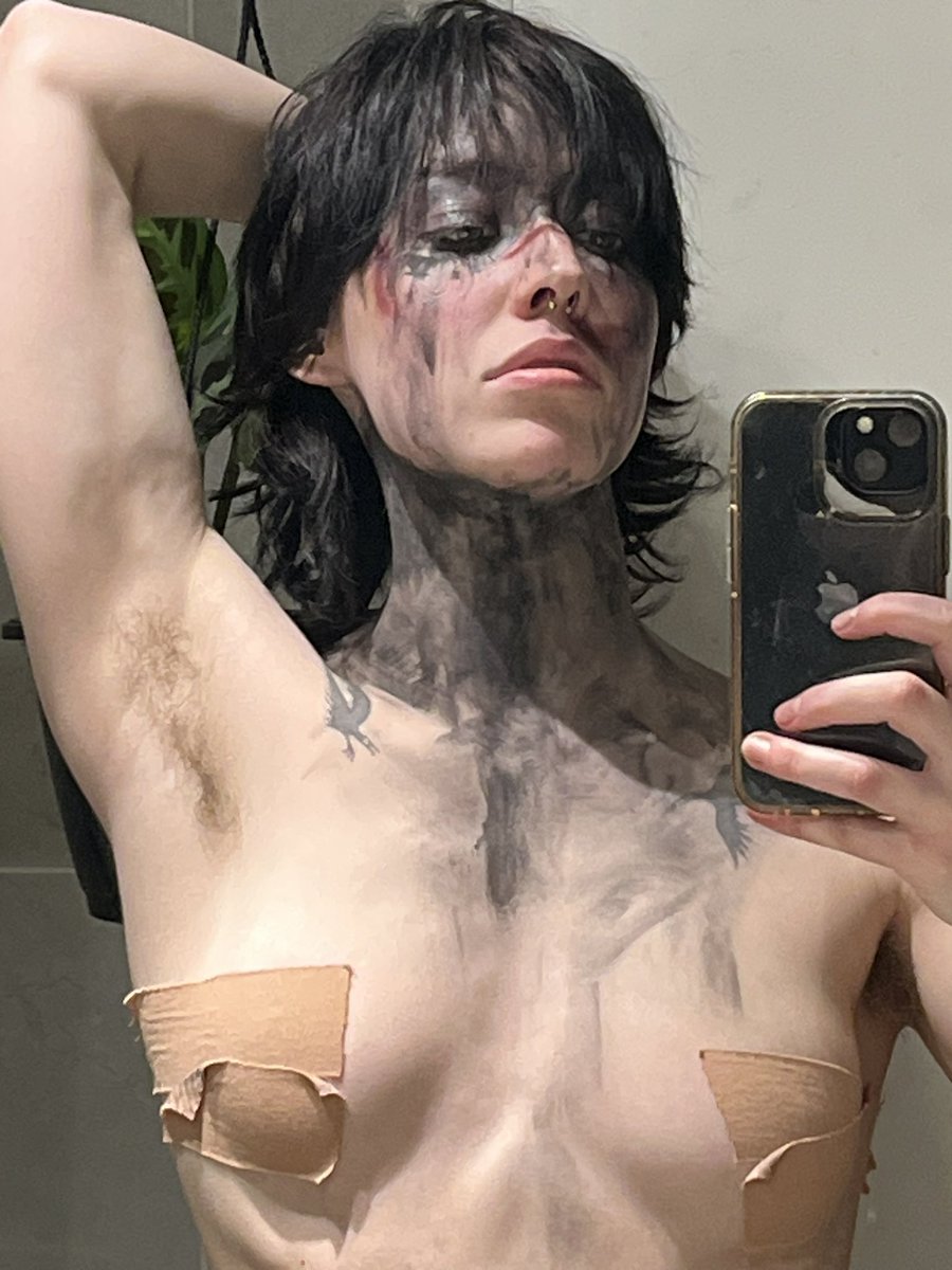 max ★ dressrosa tweet media