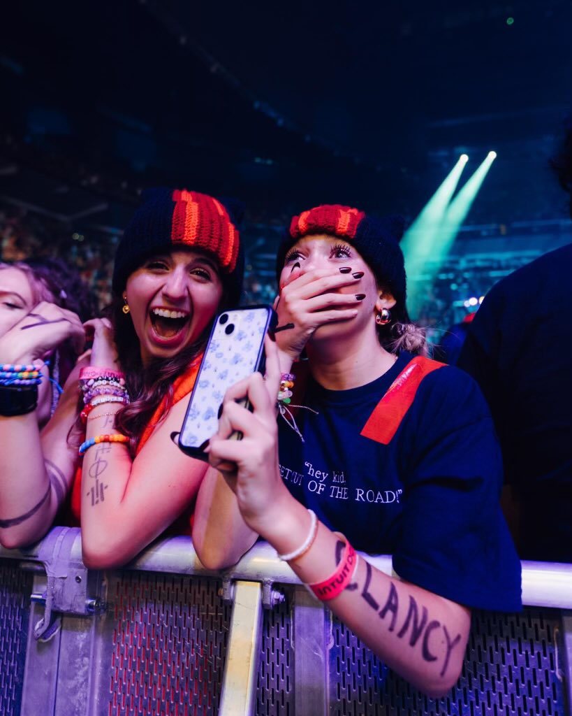 brin ⊬.⋆｡ dema letter recipient tweet media