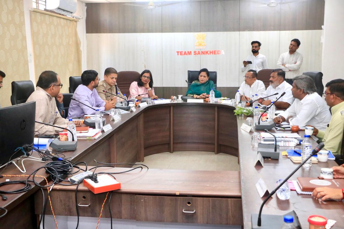 Collector Chhotaudepur tweet media