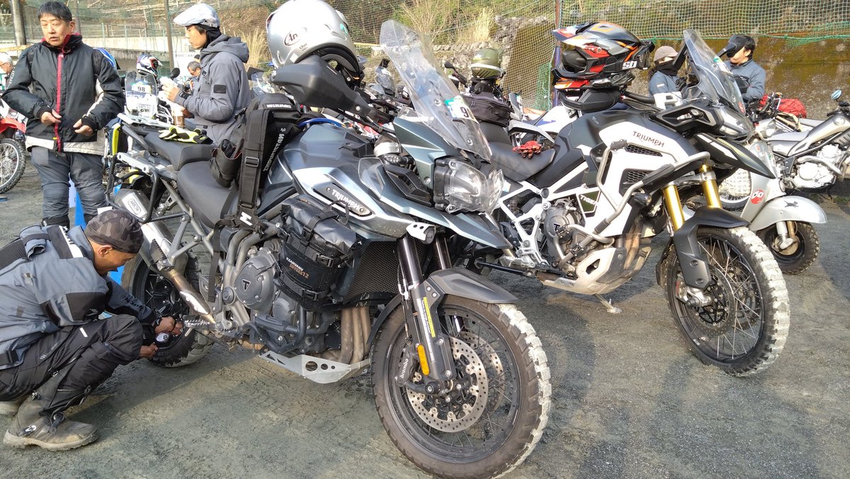 トライアンフ浜松 tweet media