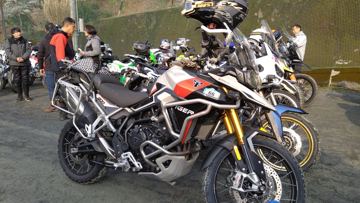 トライアンフ浜松 tweet media