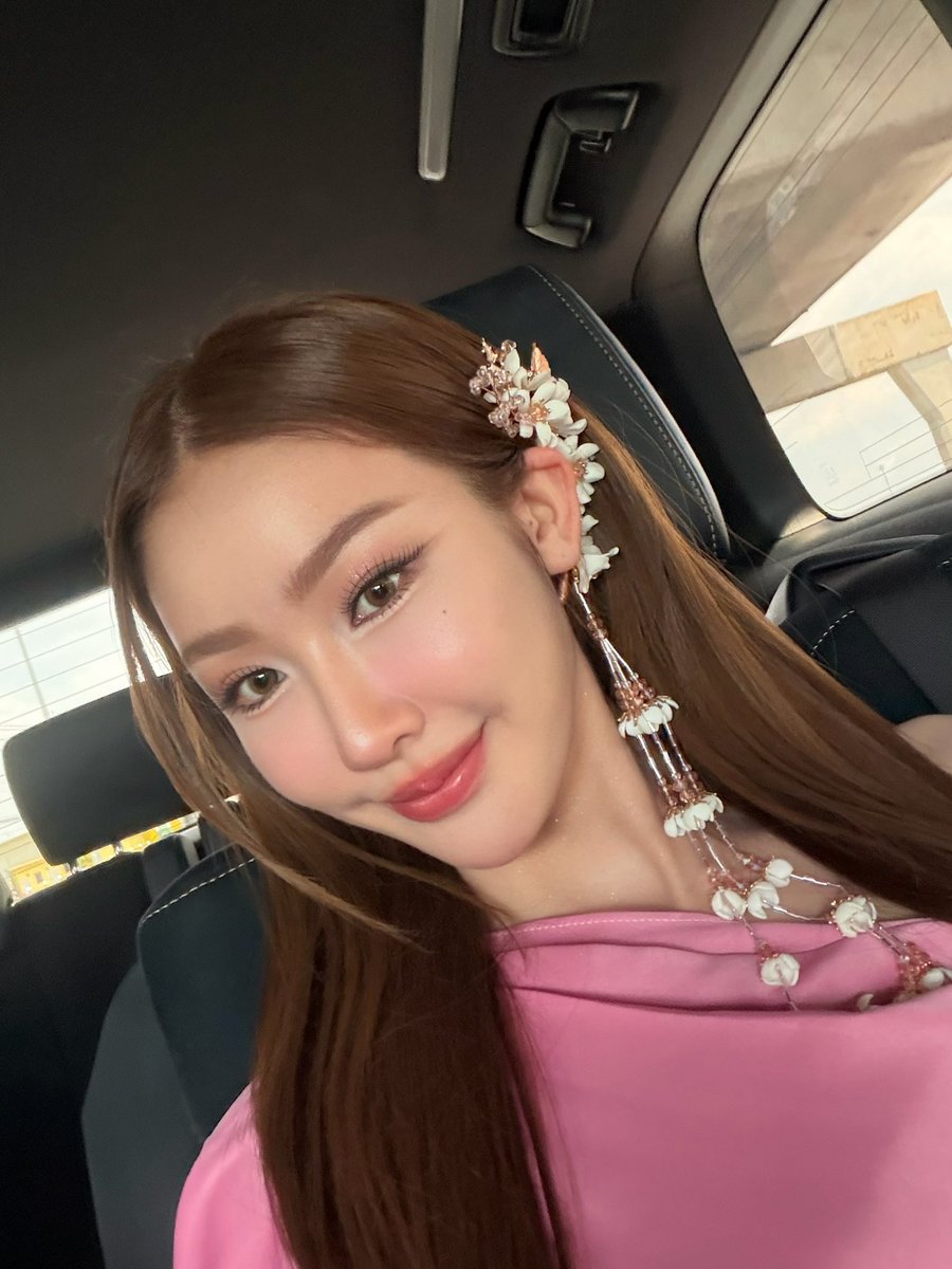 Natsiya Prommart tweet media