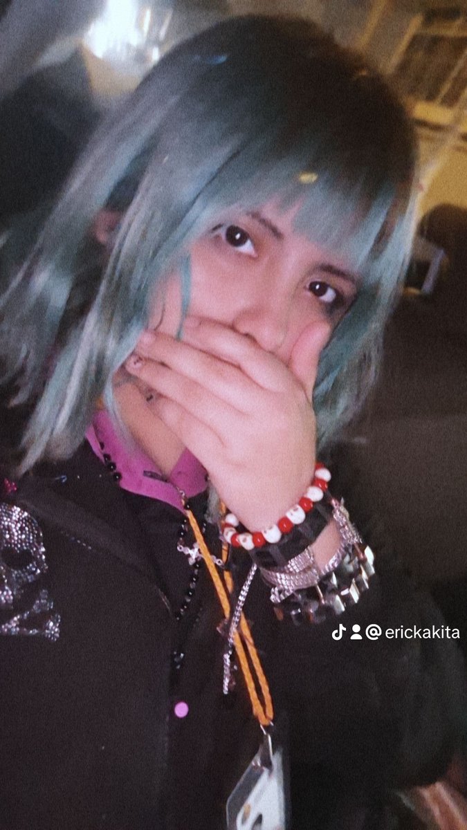 drugsnofriends tweet media