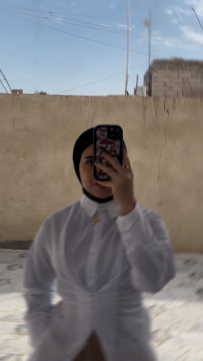 نُـور tweet media