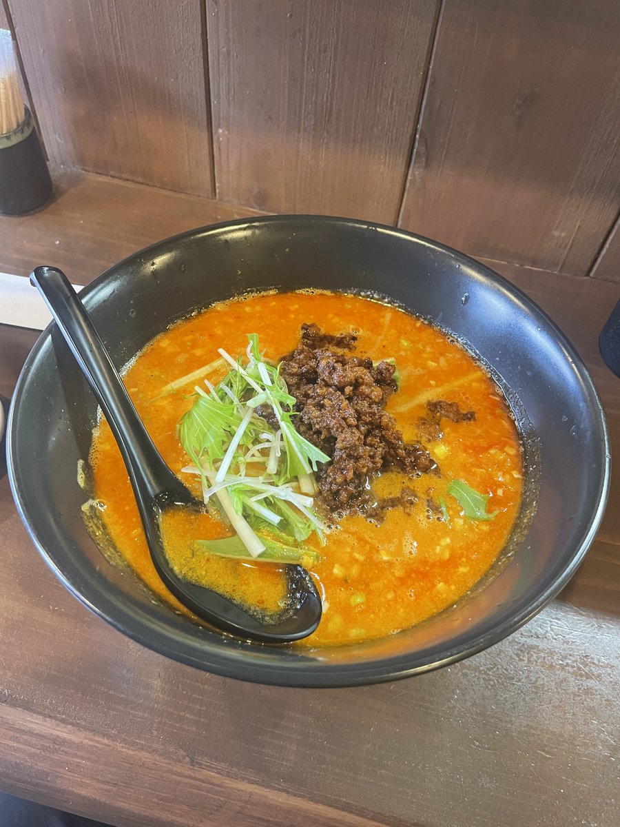 からから tweet media