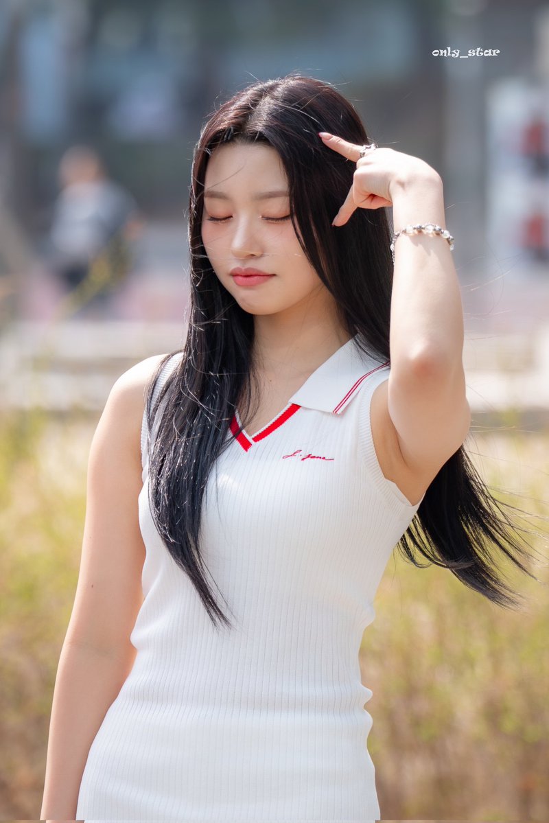 only_star tweet media