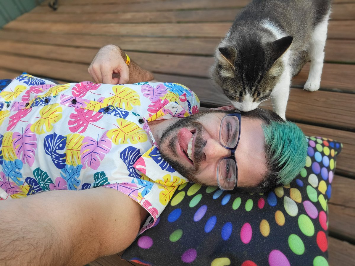 PrismaticPup 🏳️‍🌈~20K~🐶 tweet media