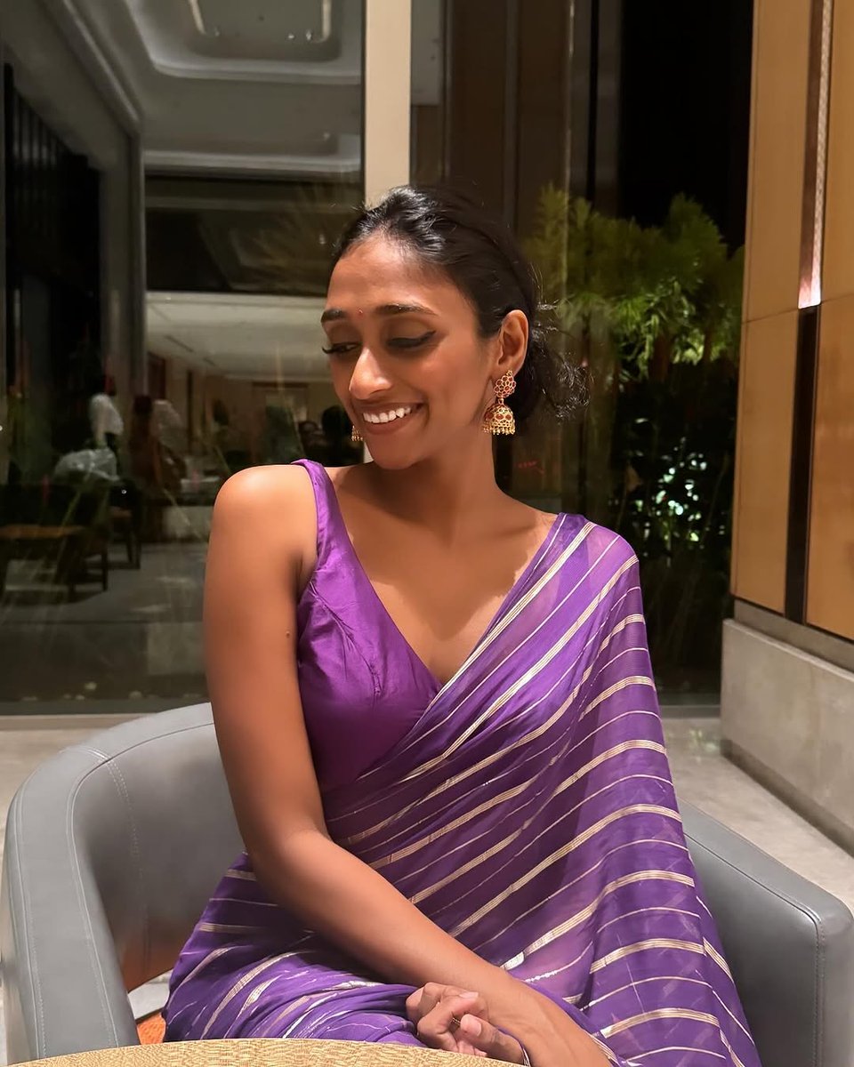 Yadhh Hhhj tweet media