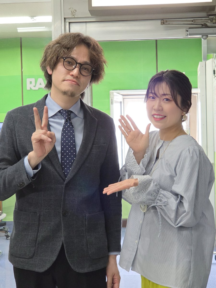 #らじすく 乱入してきた🤭
何気に初 盛合さん！
やっと会えた！！！嬉
#青森放送
#津軽民謡かすみ
#津軽民謡歌手かすみ
#らじすくエアー
#かすみの民謡はしご唄
午後の #ロケ 頑張るぞ！