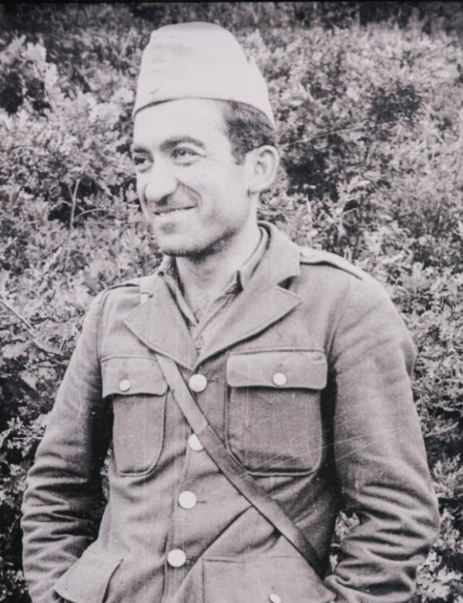 ΑΡΗΣ ΚΟΚΚΙΝΟΣ tweet media