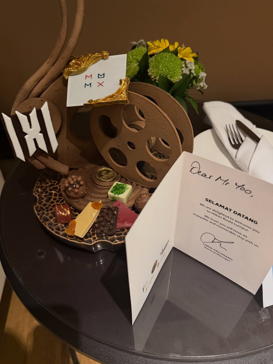 MONSTA X  THAILAND tweet media