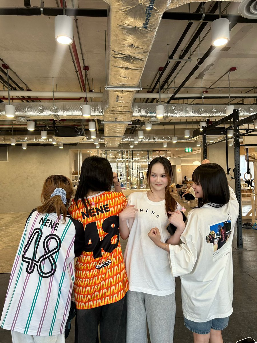 เน๋ tweet media