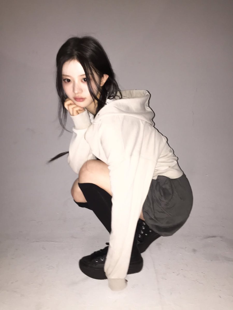 ILLIT NEWS tweet media