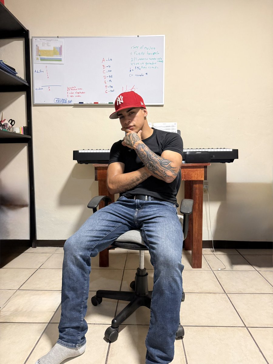 Elkevinx tweet media