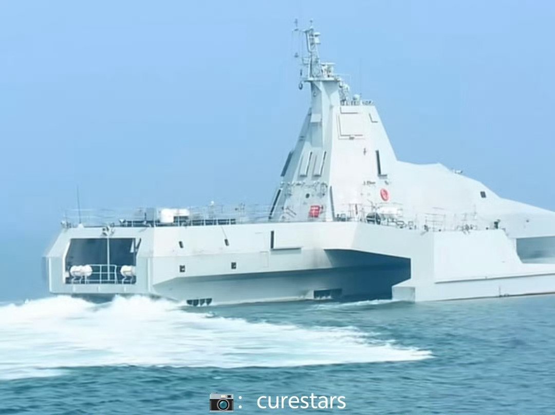 Iron Lady tweet media