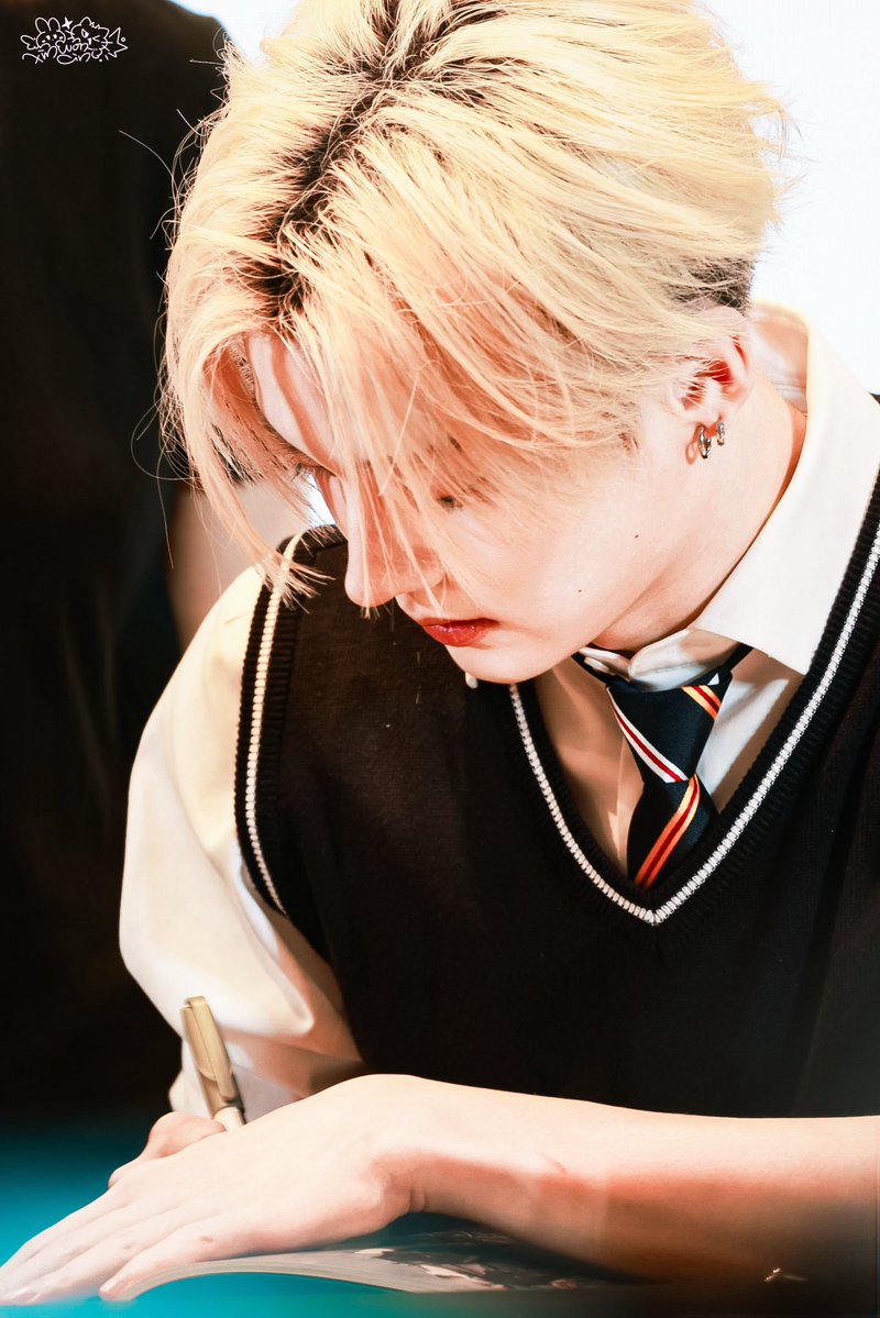 XinWonCin tweet media