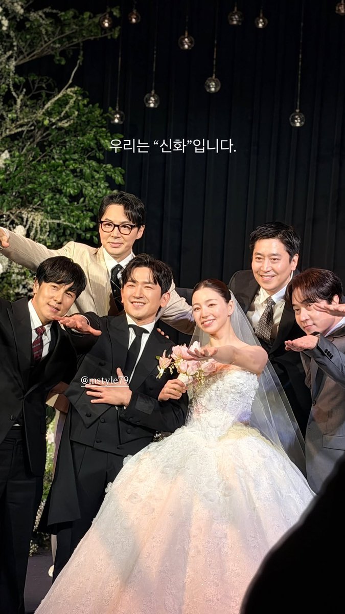 오늘의해 tweet media
