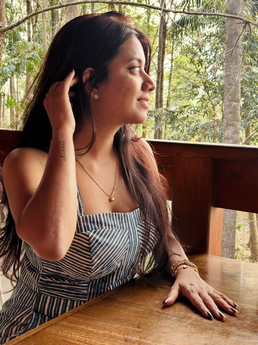 sh64894820's tweet image. #divya