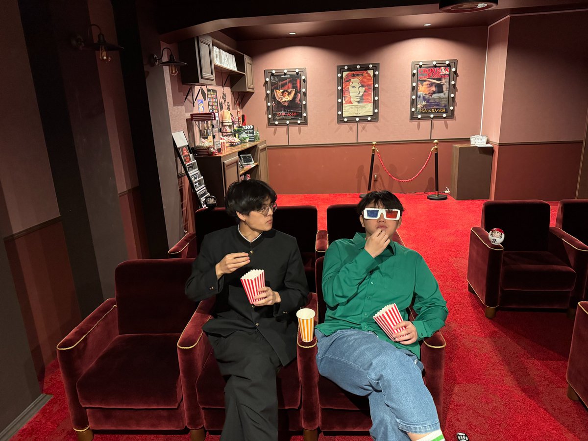 RealRealStaff's tweet photo. Daruma Hunt – Medium
We hid 3 mini darumas in this photo.
Can you spot them all? https://t.co/24Ymonh4nl