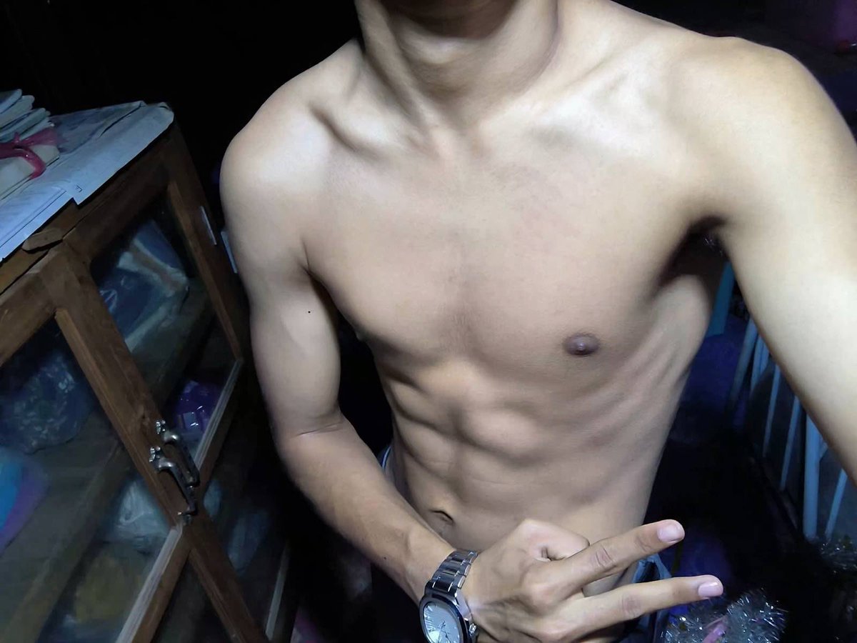 znee200's tweet photo. Hot 🥵👋 https://t.co/hBNBV1sMnp