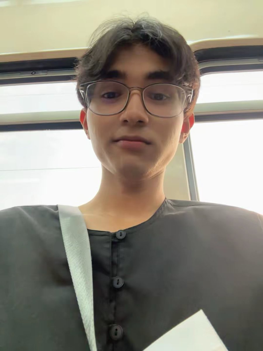 falulu 🪐 tweet media